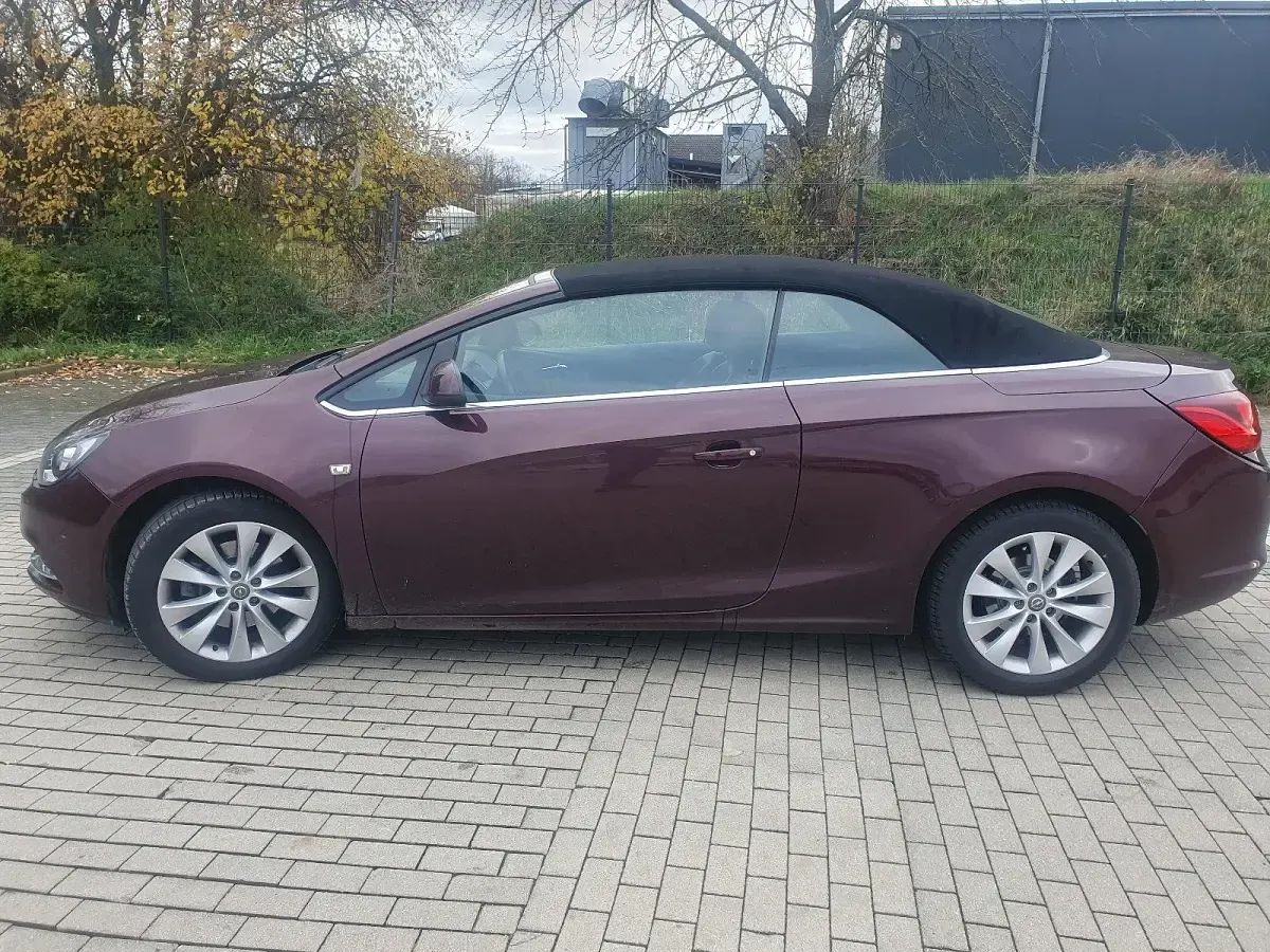 Gebraucht Opel Cascada 200 PS (147 kW) 2014 Rot Cabrio