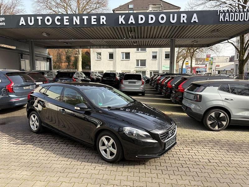 Gebraucht Volvo V40 You! 114 PS (83 kW) 2013 Schwarz Limousine