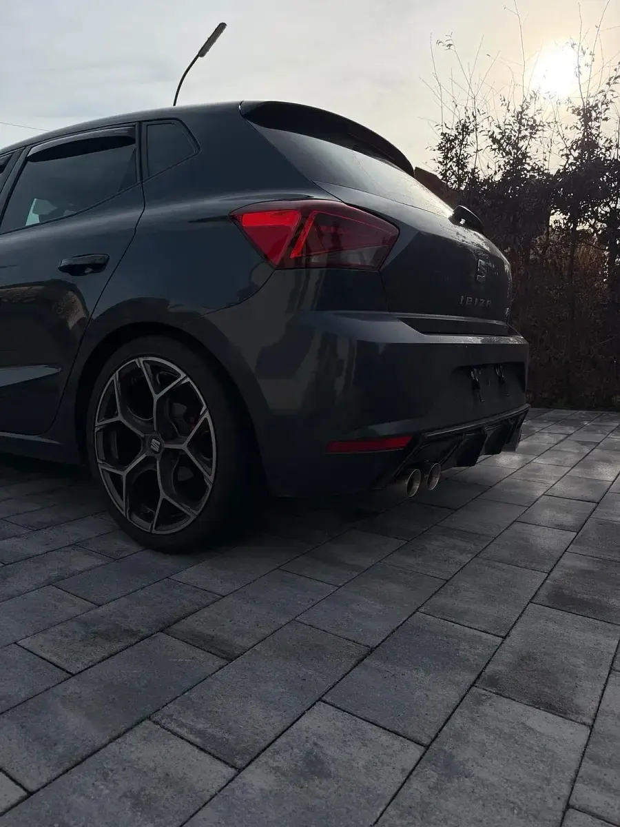 Gebraucht Seat Ibiza FR 150 PS (110 kW) 2020 Grau Kleinwagen