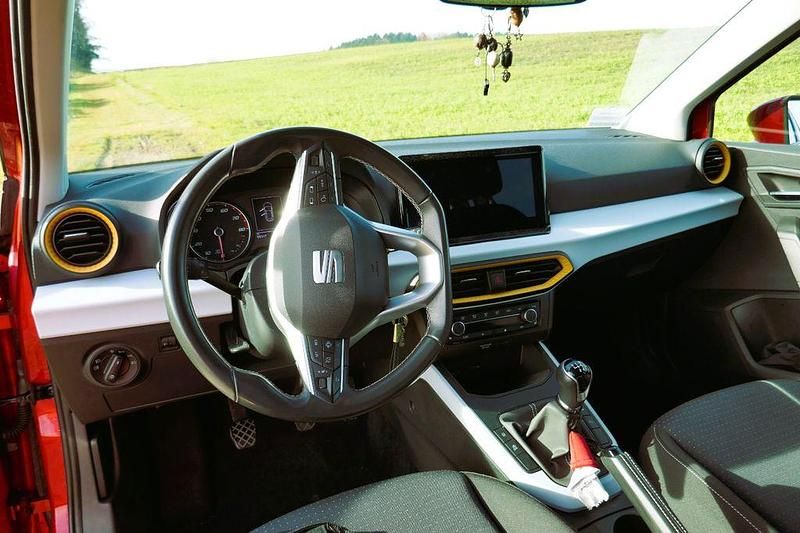 Gebraucht 2021 Seat Arona Style SUV | 11.700 € (Superpreis) - Bild 1/4