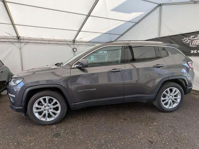 Usado Jeep Compass Limited 87 HP (63 kW) 2021 Andere SUV