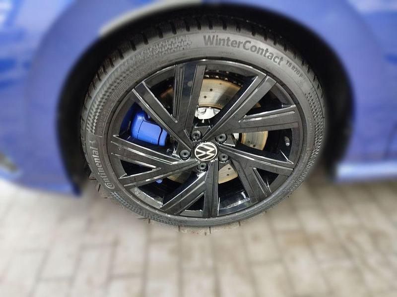 Gebraucht VW Golf VIII R 320 PS (235 kW) 2023 Lapiz blue metallic Limousine