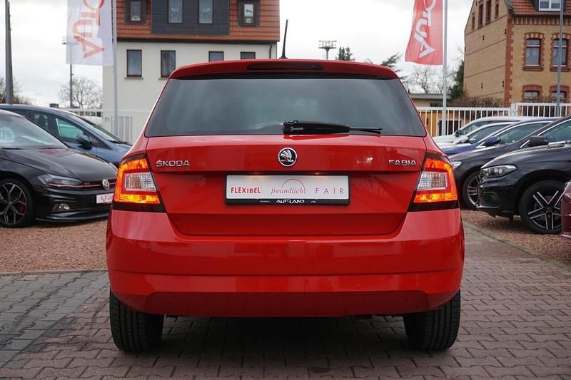 Gebraucht Skoda Fabia Clever 86 PS (63 kW) 2012 Grau Kleinwagen