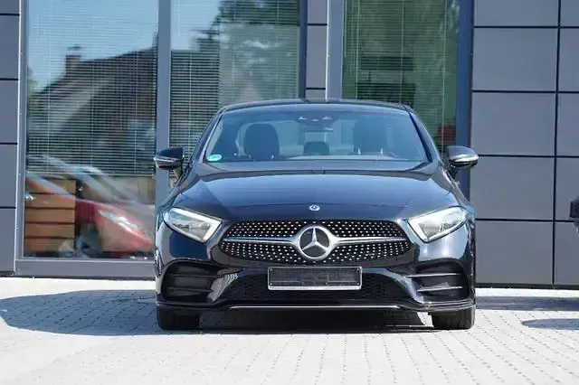 Gebraucht Mercedes CLS300 AMG 245 PS (180 kW) 2019 Schwarz Coupé