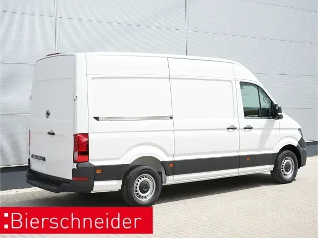 Gebraucht VW Crafter 140 PS (102 kW) 2024 Weiss Van