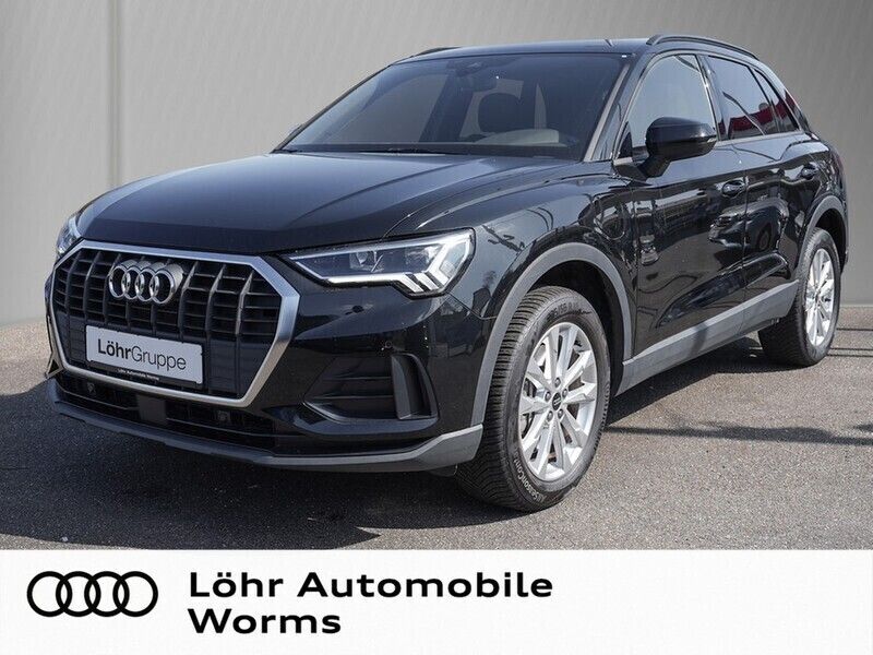 Mythosschwarz metallic Gebraucht 2022 Audi Q3 Ambiente SUV | 30.480 € - Bild 1/4