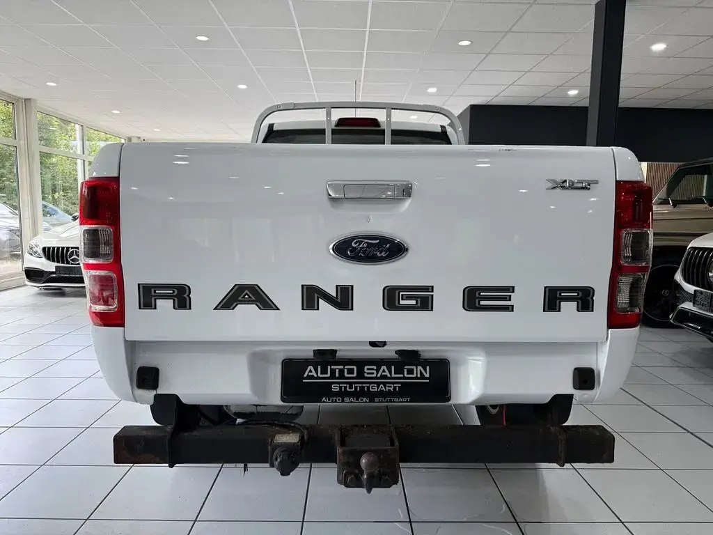 Gebraucht Ford Ranger XLT 160 PS (117 kW) 2017 Weiß Pickup