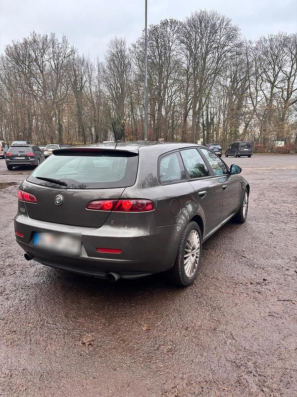 Second-hand Alfa Romeo 159 251 CP (184 kW) 2008 Gri Break