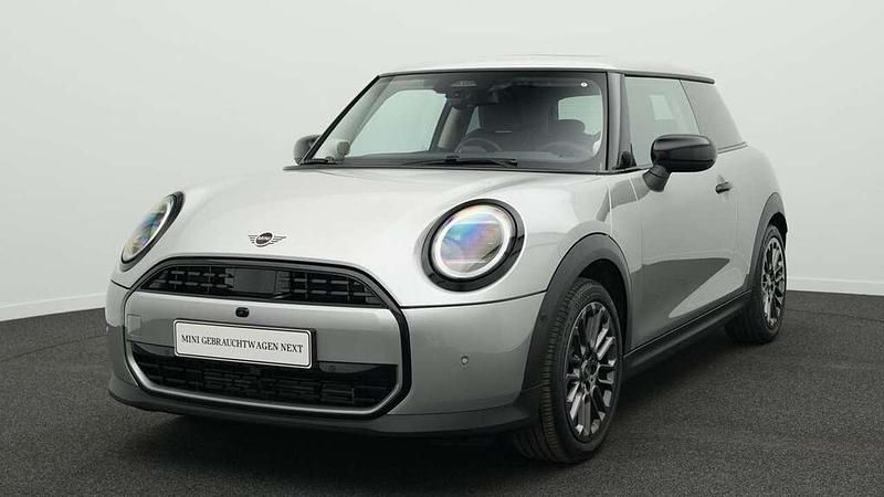 Grau Gebraucht 2024 Mini Cooper Classic Kleinwagen | 26.850 € (Fairer Preis) - Bild 1/4