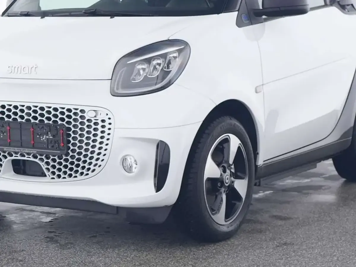 Gebraucht Smart ForTwo Electric Drive 60 kW (82 PS) 2024 Weiß Cabrio