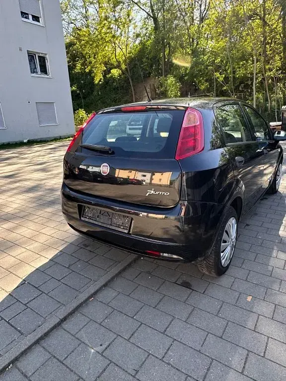 Gebraucht Fiat Punto Dynamic 77 PS (56 kW) 2008 Schwarz Kleinwagen