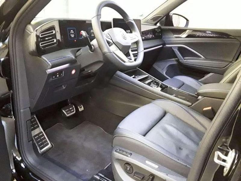 Gebraucht VW Tiguan Style 265 PS (194 kW) 2025 Grenadillschwarz (black), metallic SUV