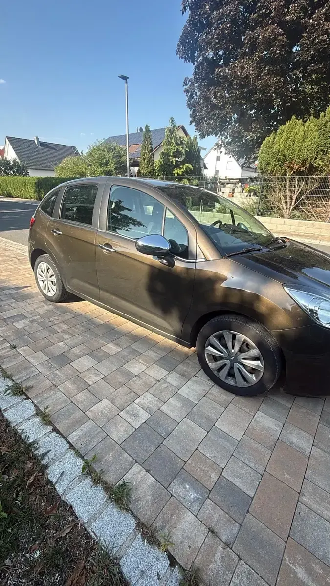 Gebraucht Citroën C3 82 PS (60 kW) 2014 Braun Limousine