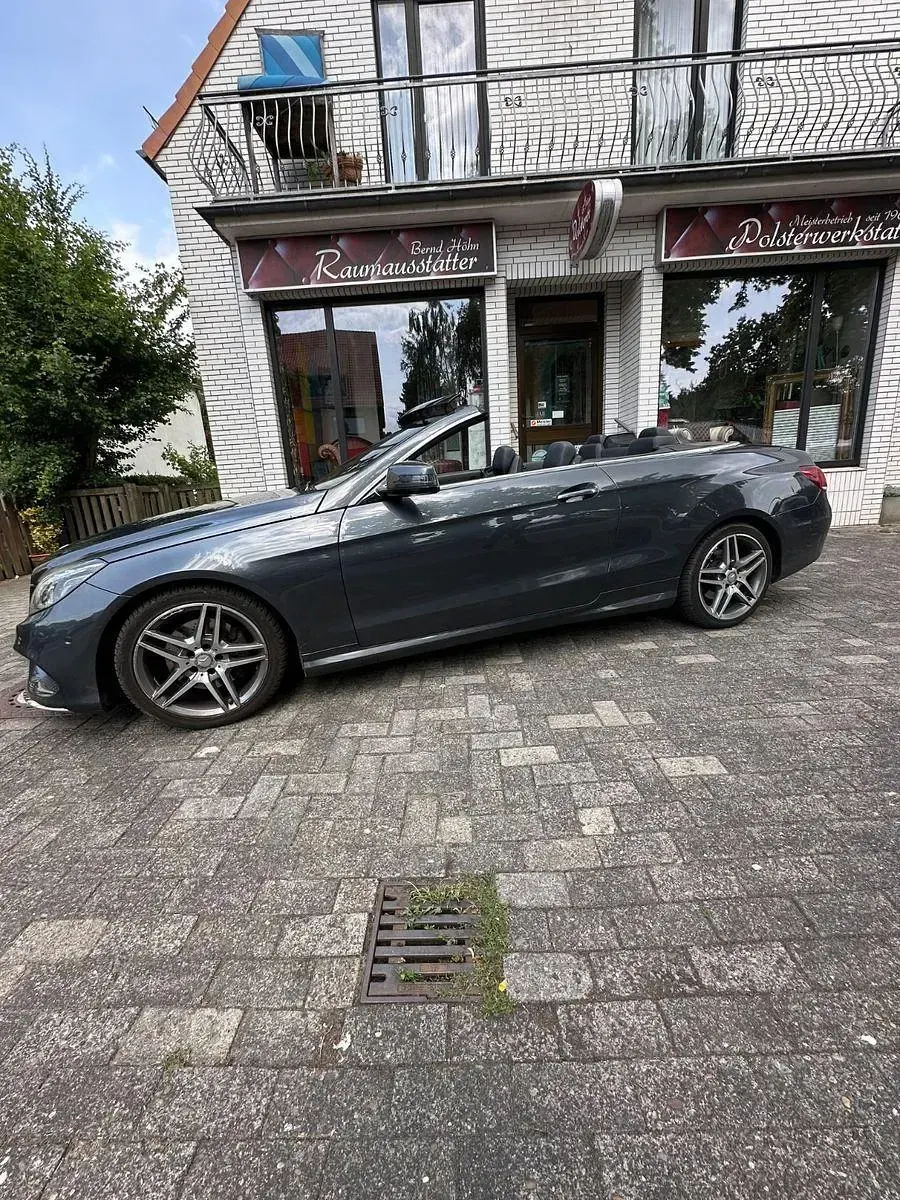 Gebraucht Mercedes E350 AMG 258 PS (189 kW) 2015 Grau Cabrio