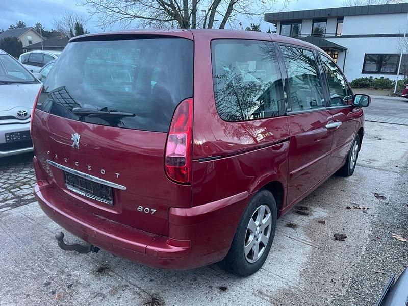 Gebraucht Peugeot 807 Tendance 136 PS (100 kW) 2007 Rot Van / Kleinbus