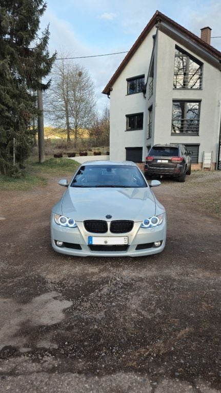 Silber Gebraucht 2008 BMW 330 Cabriolet Performance Cabrio | 18.000 € (Fairer Preis) - Bild 1/4