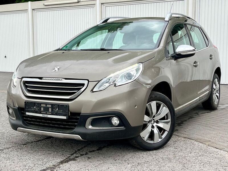 Grau Gebraucht 2016 Peugeot 2008 Allure SUV | 5.800 € - Bild 1/4