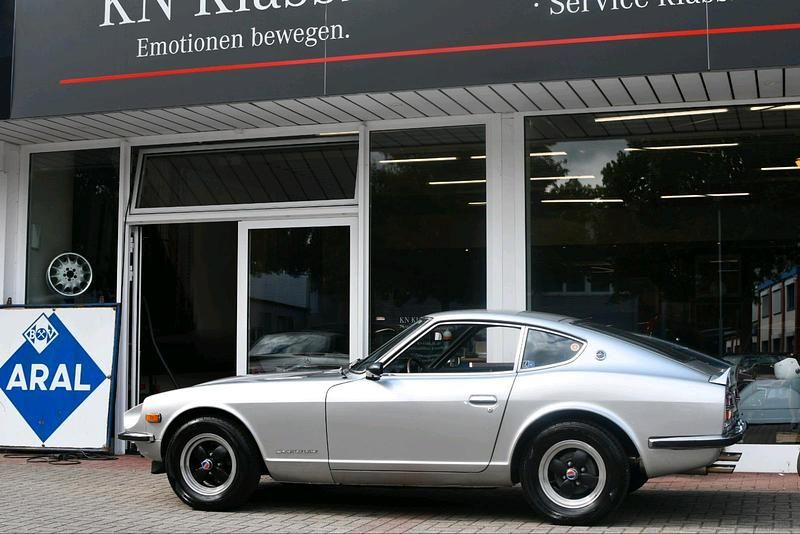 Silber Gebraucht 1973 Datsun 240Z Coupé | 66.999 € - Bild 1/4