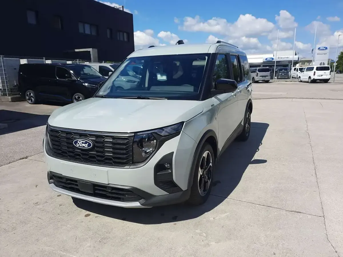 Neu Ford Tourneo Courier Active 125 PS (91 kW) 2026 Other Van / Kleinbus