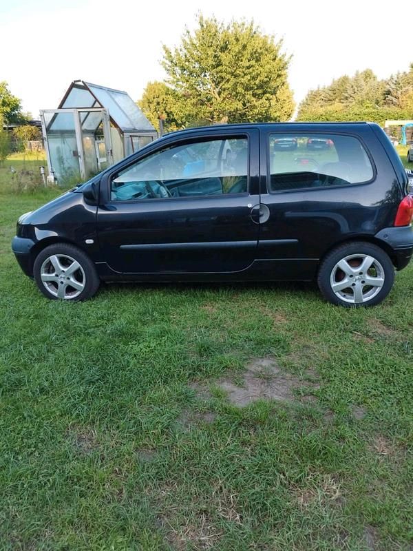 Schwarz Gebraucht 2005 Renault Twingo Kleinwagen | 770 € (Fairer Preis) - Bild 1/4