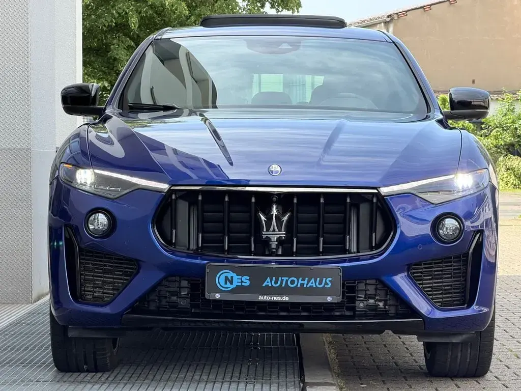 Gebraucht Maserati Levante 349 PS (256 kW) 2021 Blau SUV