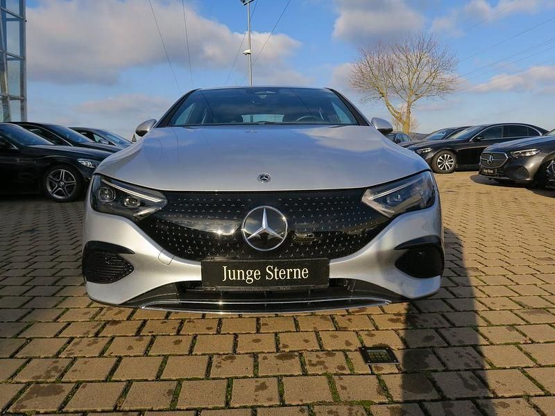 Gebraucht Mercedes EQE300 Advanced Plus 180 kW (245 PS) 2024 Lack hightechsilber Limousine