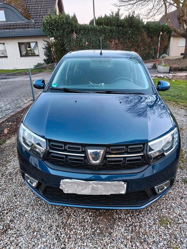 Gebraucht Dacia Sandero 73 PS (53 kW) 2019 Blau Kleinwagen