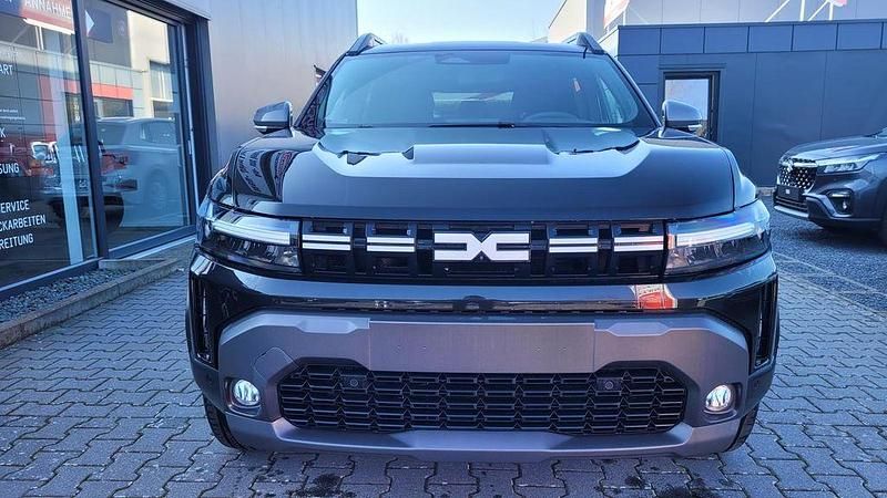 Neu Dacia Duster Journey 141 PS (103 kW) 2025 Schwarz SUV