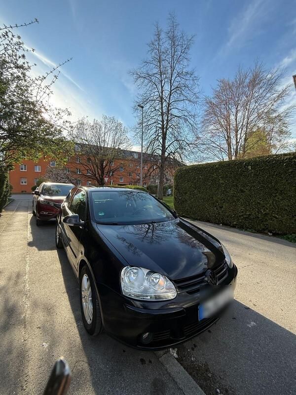 Schwarz Gebraucht 2008 VW Golf V Kleinwagen | 1.000 € (Superpreis) - Bild 1/4