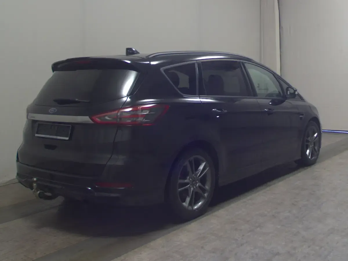 Occasion Ford S-MAX ST-Line 150 ch (110 kW) 2022 Noir Monospace
