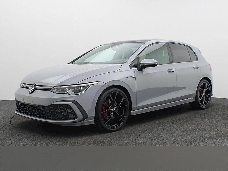 Grau Gebraucht 2024 VW Golf VIII GTD Limousine | 36.989 € (Fairer Preis) - Bild 1/4