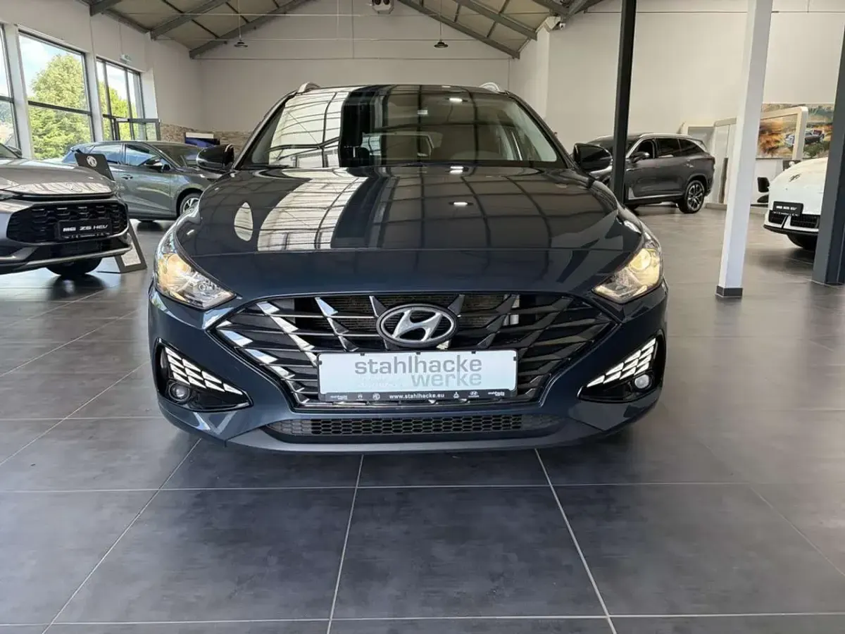 Gebraucht Hyundai i30 Edition 30 160 PS (117 kW) 2022 Teal blue Kombi