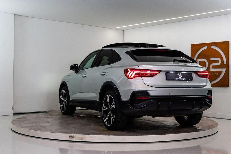 Gebraucht Audi Q3 Sportback Performance 245 PS (180 kW) 2021 Schwarz SUV