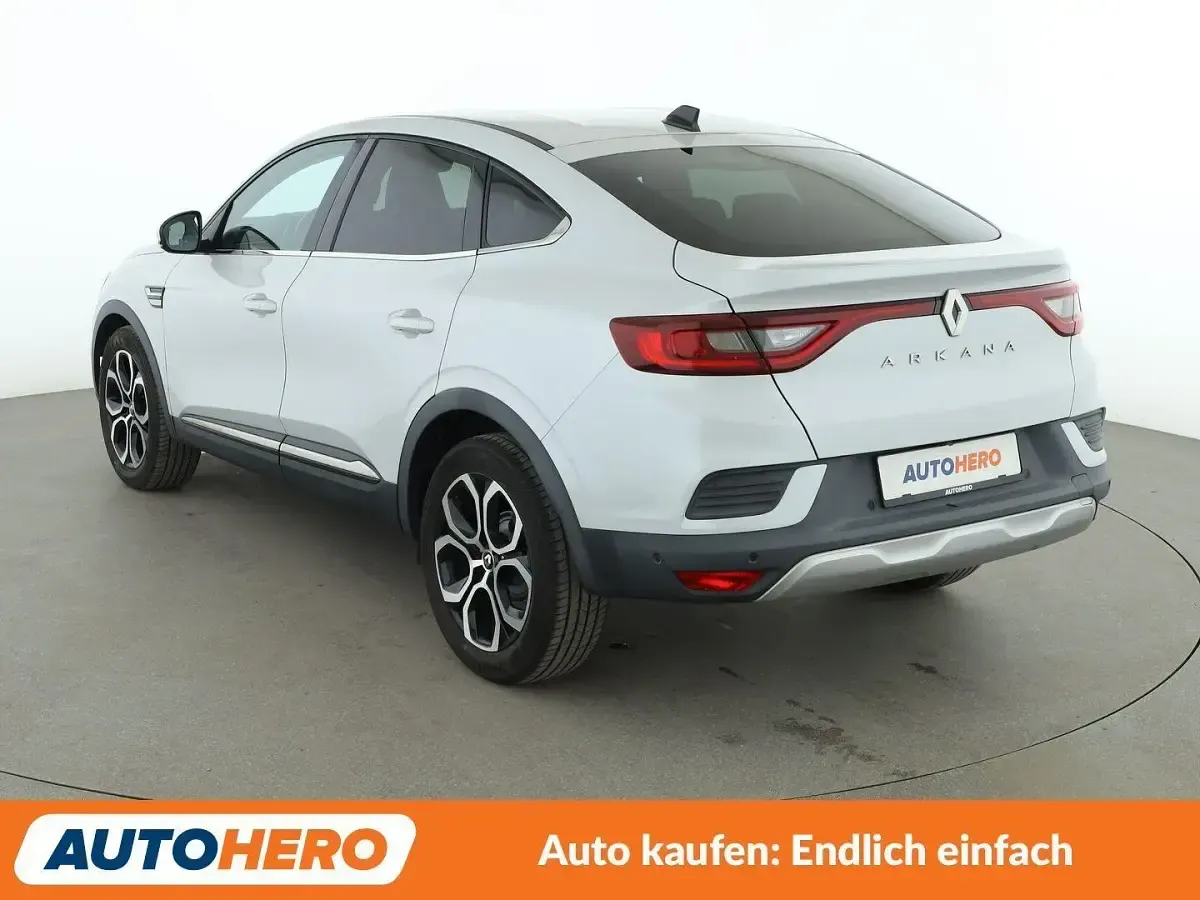 Gebraucht Renault Arkana Intens 140 PS (102 kW) 2021 Weiß SUV
