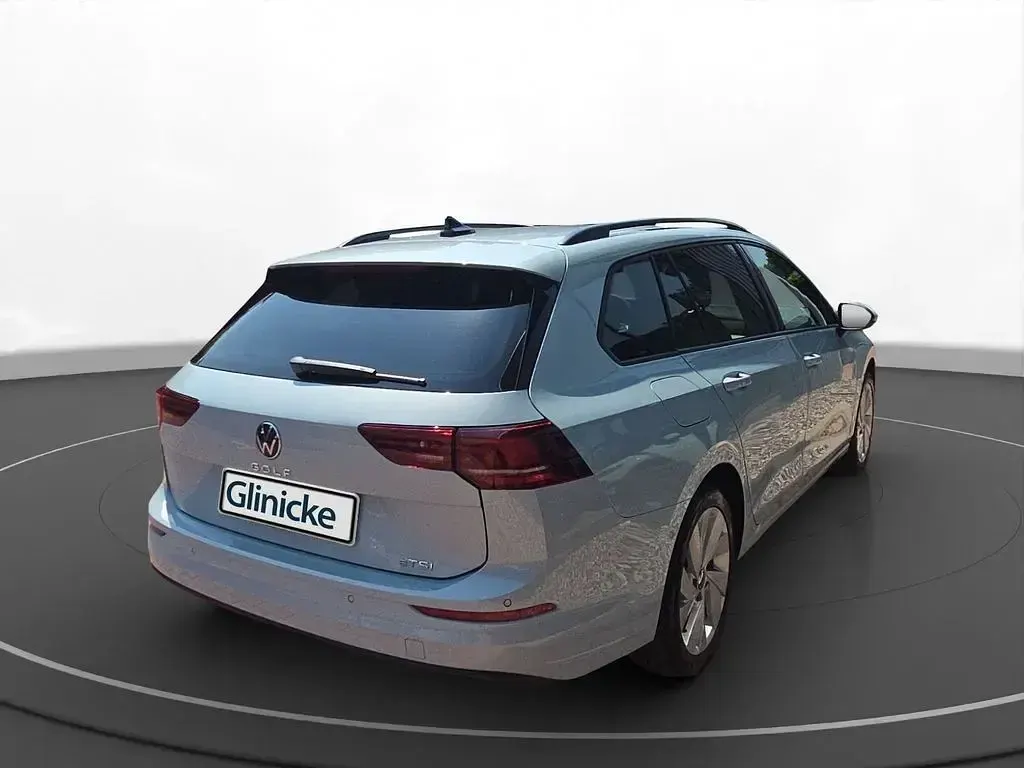 Neu VW Golf VIII Life 150 PS (110 kW) 2026 Delfingrau metallic Kombi
