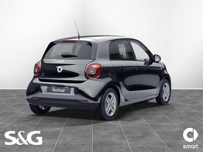 Gebraucht Smart ForFour Electric Drive 60 kW (82 PS) 2020 Karosserie in black Limousine