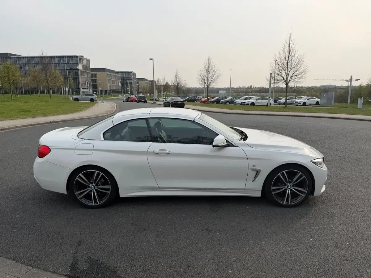 Gebraucht BMW 420 Cabriolet M Sport 184 PS (135 kW) 2015 Weiß Cabrio