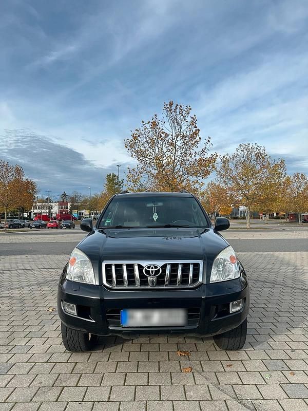 Schwarz Gebraucht 2004 Toyota Land Cruiser SUV | 12.999 € (Fairer Preis) - Bild 1/4