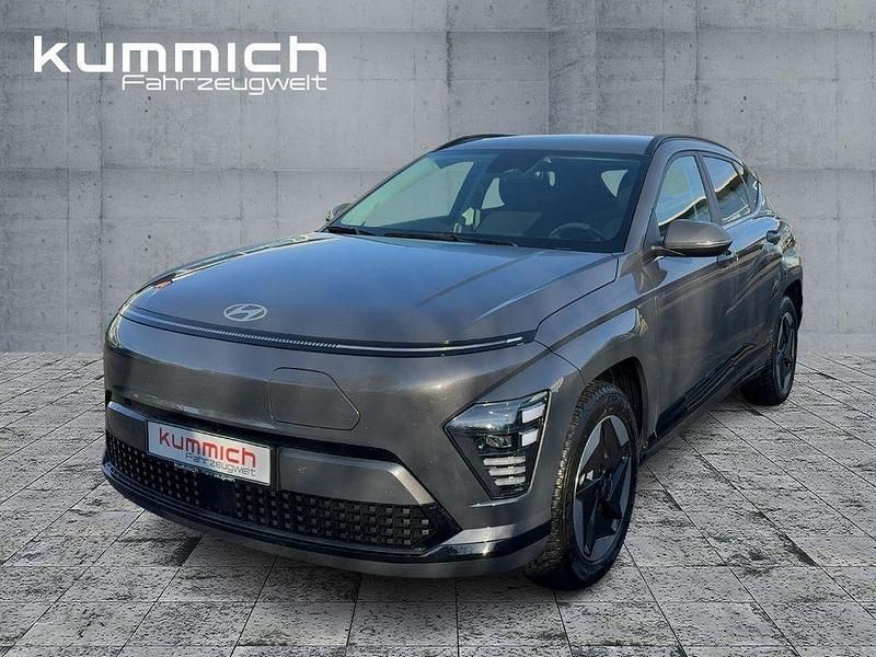 Grau Gebraucht 2025 Hyundai Kona Trend SUV | 30.990 € (Superpreis) - Bild 1/4
