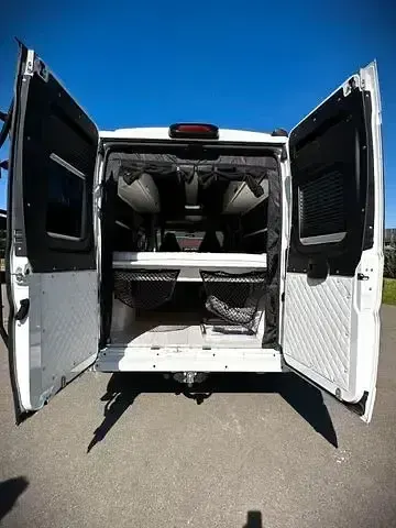 Gebraucht Peugeot Boxer 140 PS (102 kW) 2021 Weiß Van