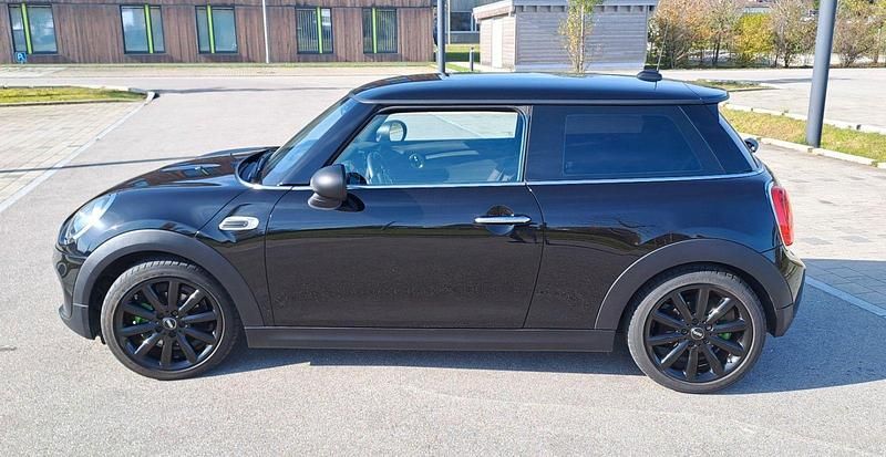 Gebraucht Mini ONE 102 PS (75 kW) 2018 Schwarz Kleinwagen