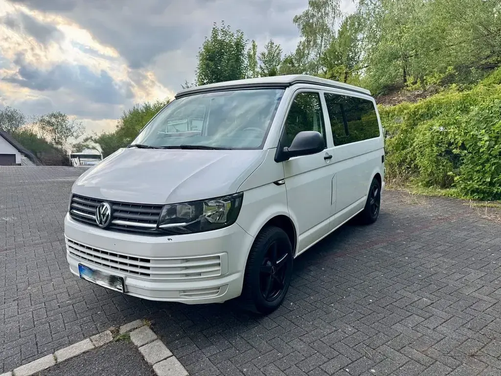 Gebraucht VW California Coast 102 PS (75 kW) 2015 Weiß Van