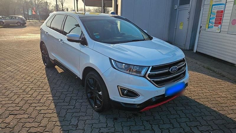 Gebraucht Ford Edge Titanium 209 PS (153 kW) 2017 Weiß SUV
