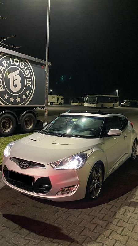 Gebraucht 2012 Hyundai Veloster Kleinwagen | 3.899 € (Fairer Preis) - Bild 1/4