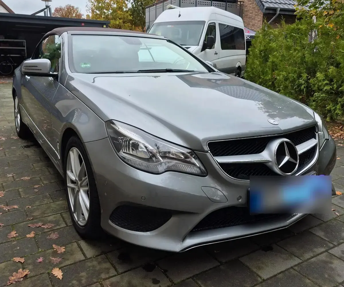 Usata Mercedes E250 Sport Edition 204 CV (150 kW) 2015 Argento Cabrio