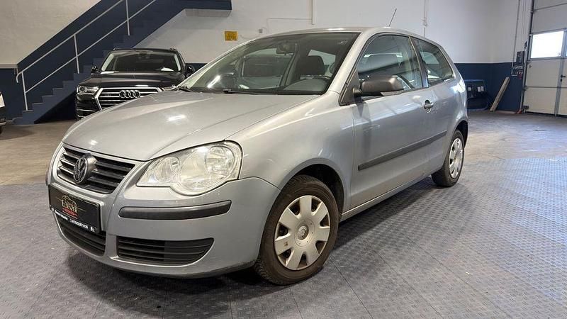 Gebraucht VW Polo Trendline 64 PS (47 kW) 2006 Silber Kleinwagen