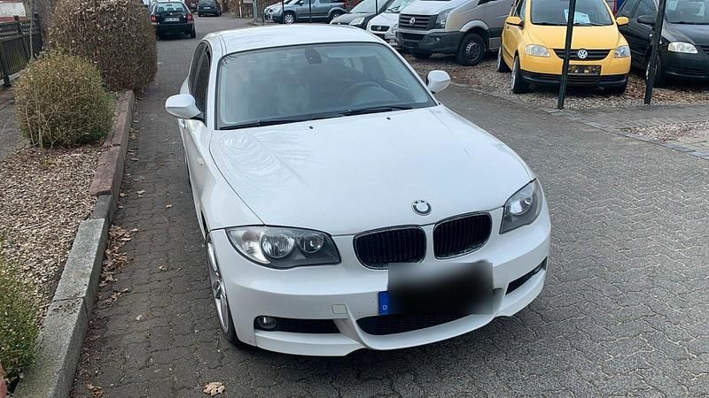 Gebraucht BMW 118 143 PS (105 kW) 2010 Weiß Kleinwagen