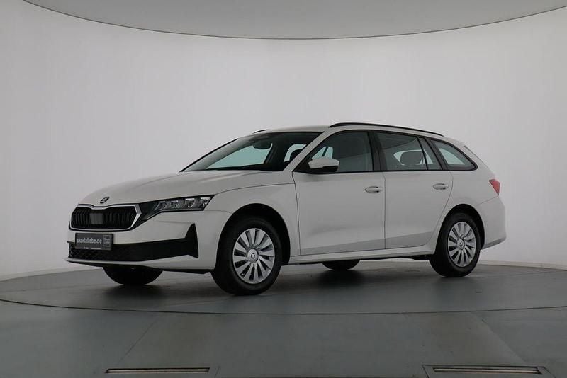 Weiß Neu 2025 Skoda Octavia Kombi | 26.915 € (Guter Preis) - Bild 1/4