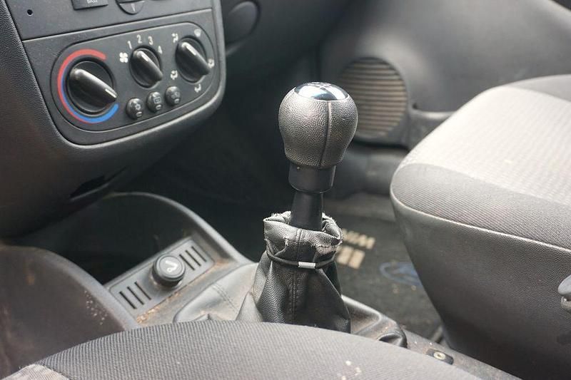 Gebraucht Opel Combo Edition 75 PS (55 kW) 2008 Blau Van / Kleinbus