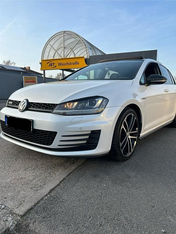 Gebraucht VW Golf VII GTD 184 PS (135 kW) 2016 Weiß Limousine